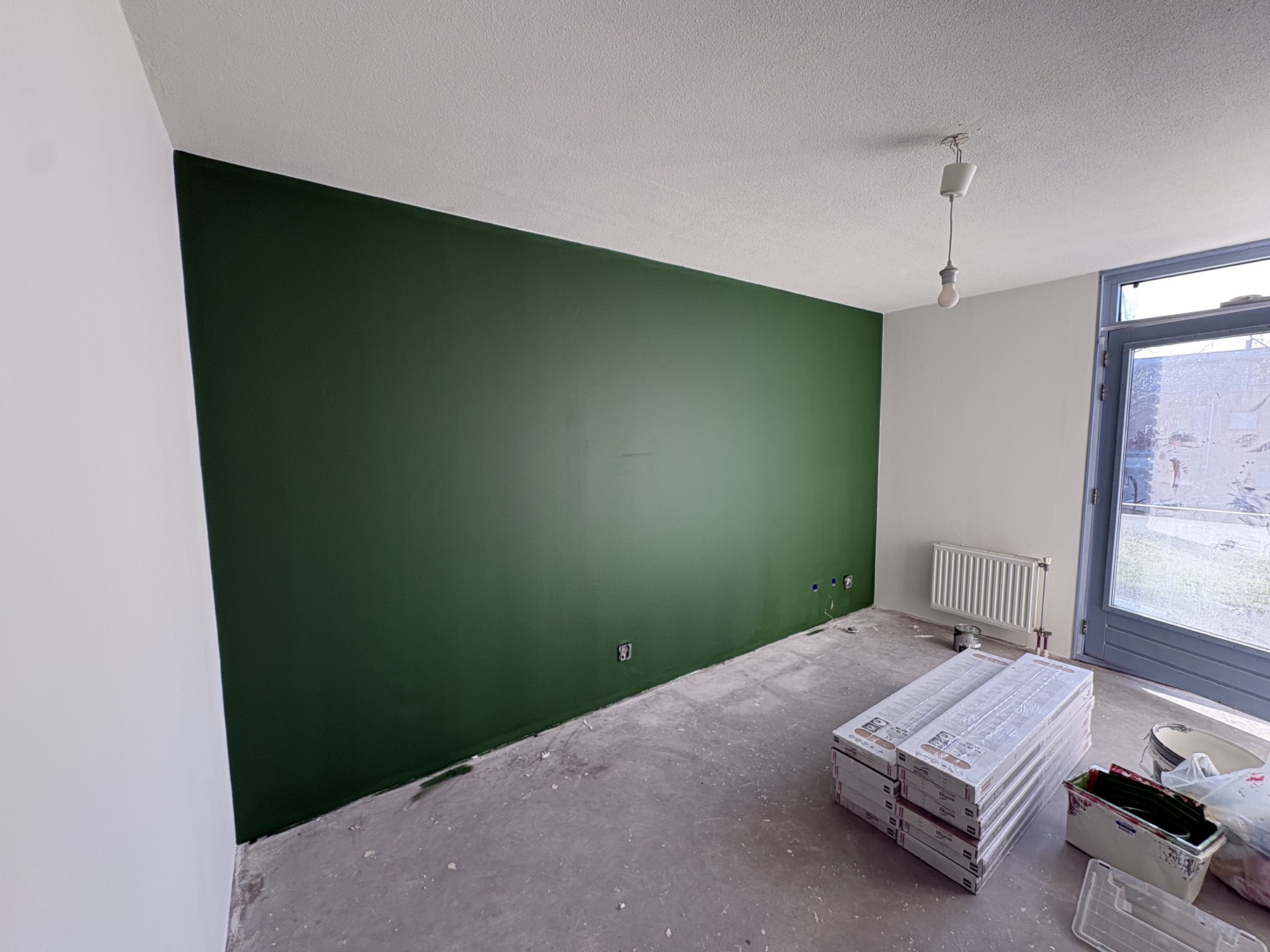 Groene accentwand geschilderd